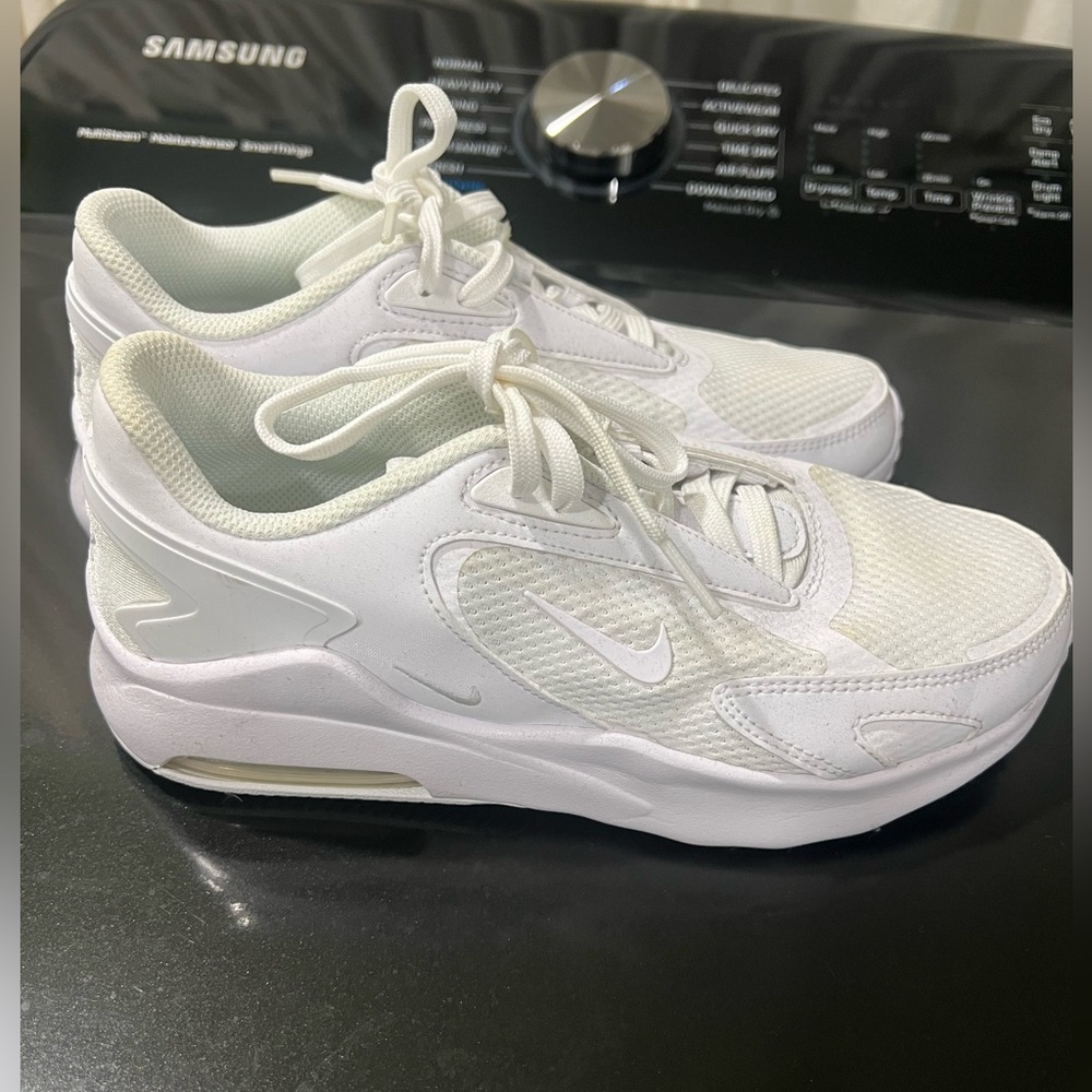 Nike Classic White Athletic Shoes